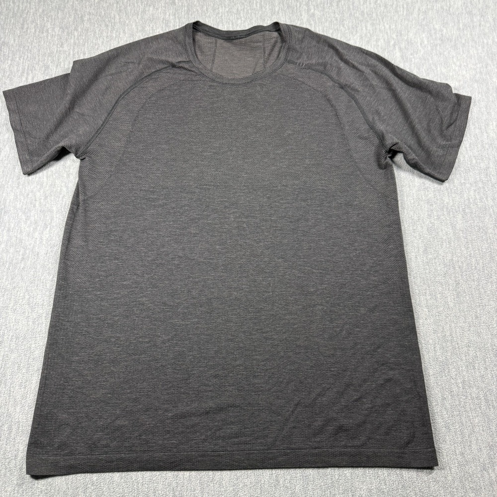 Lululemon T Shirt Mens XL Heather Gray Metal Vent Tech Short Sleeve Athletic Gym
